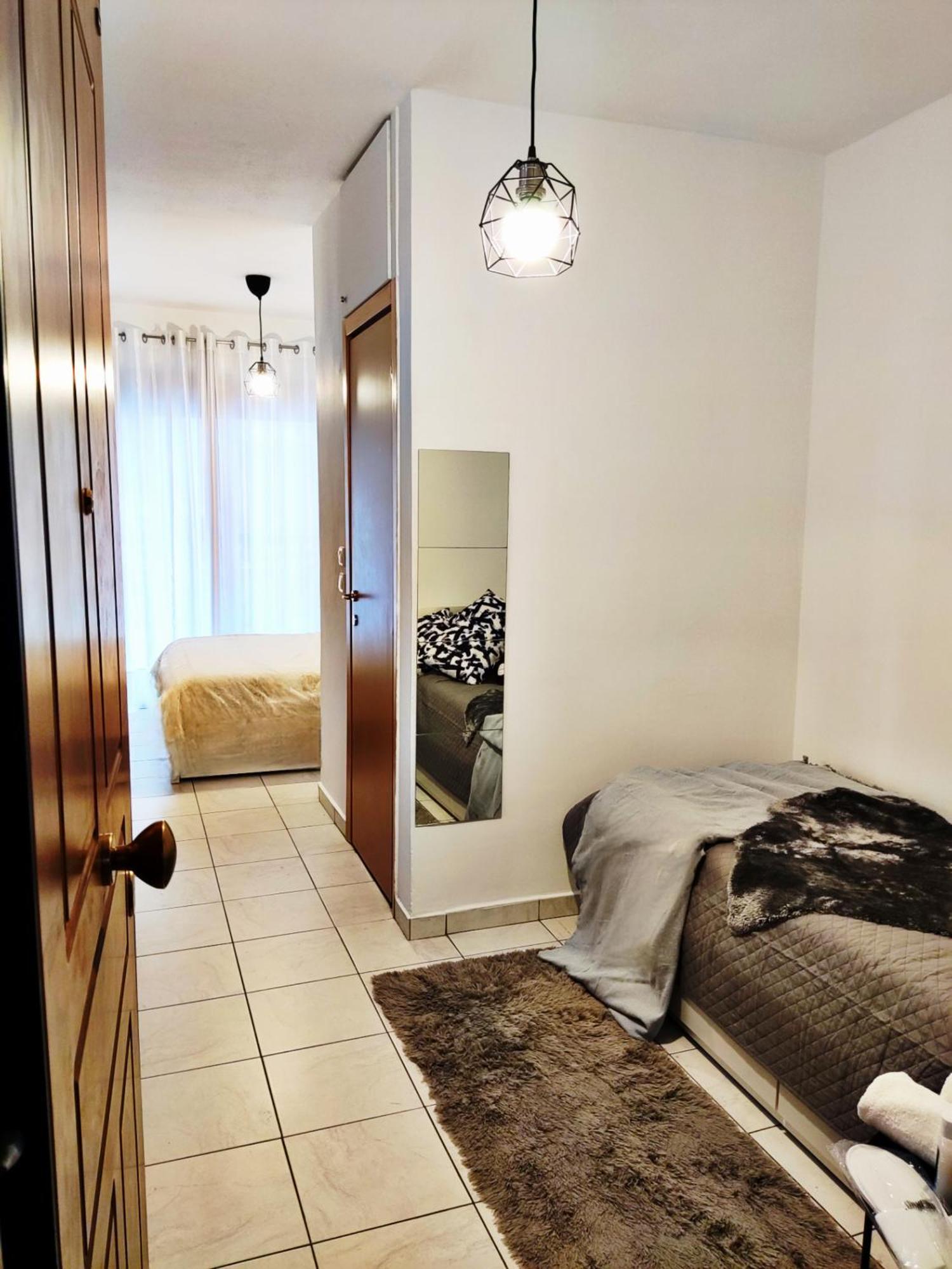 Elegant Central Studio With Balcony & 1 Gbps Fiber Szaloniki Kültér fotó